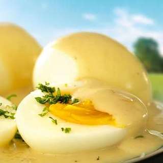 Eier in Senfsauce