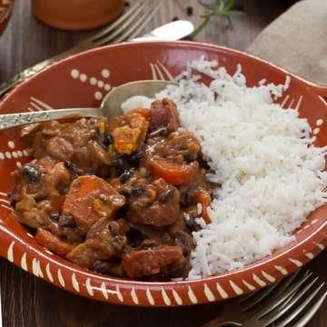 Feijoada &ndash; Brasilianischer Eintopf mit Bohnen & Fleisch