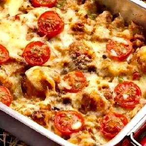 Reisauflauf mit Hackfleisch und Feta