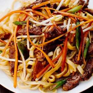 Wok mit Knoblauchsauce